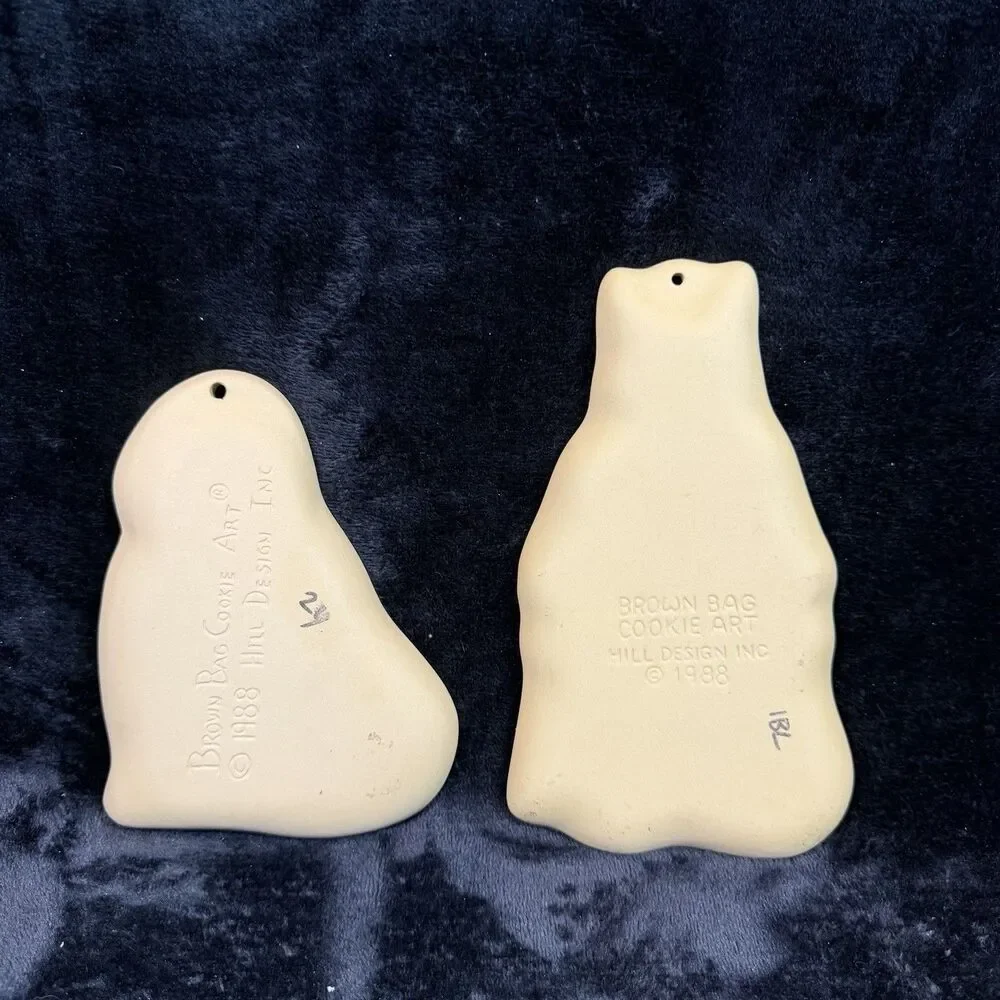 Brown Bag Cookie Art Molds Spot the Dog & Mama Kitty Cat Set of 2 Vintage 1988